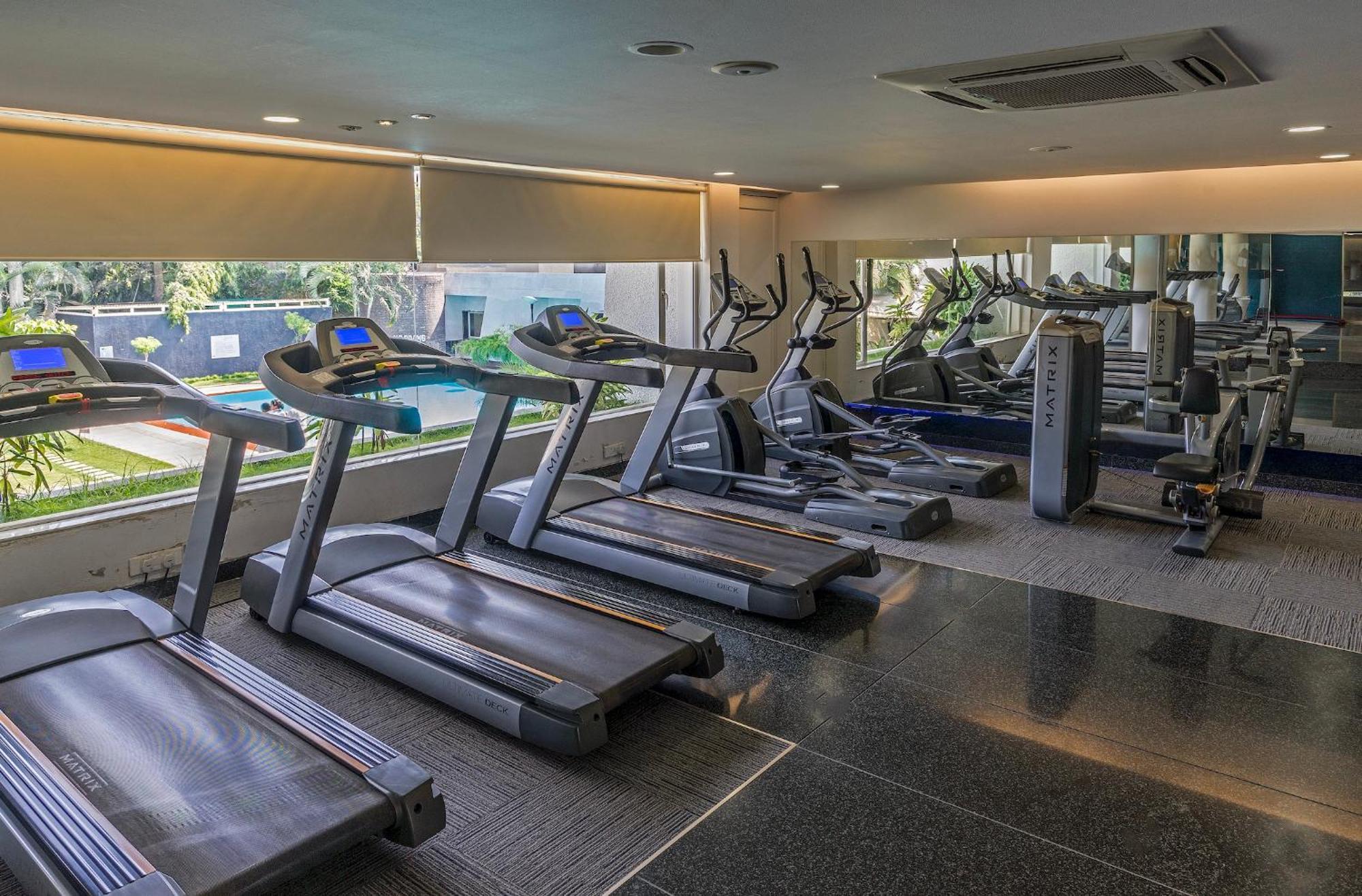 Lch Fitness Hotel Indore Exterior photo